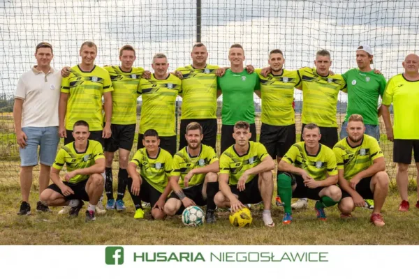 Remis w sparingu Husarii Niegosławice z UKS Witków 3:3