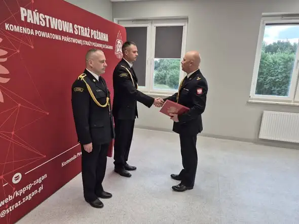 Awans w szprotawskiej PSP: nowi dowódcy i ratownicy