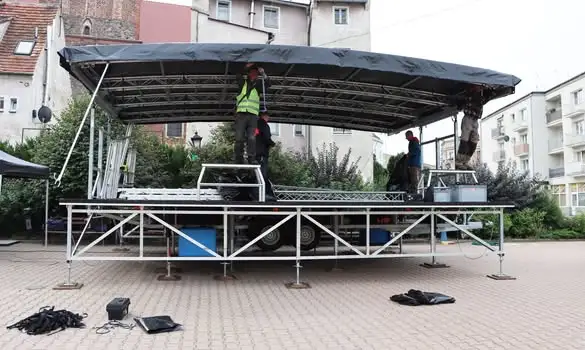 Mobilna scena za 165 tys. zł zmieniła kulturalne życie gminy Szprotawa