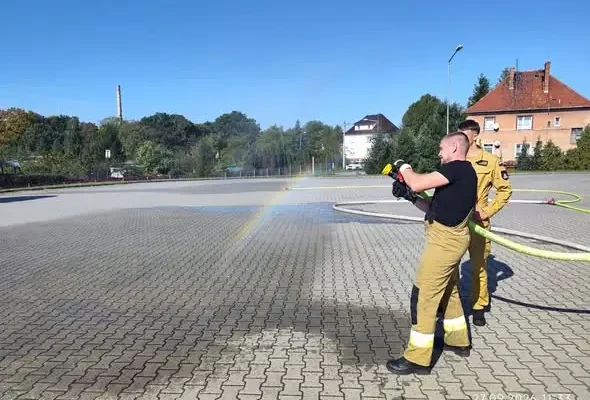 Szkolenie strażaków OSP w Żaganiu: taktyka zwalczania pożarów