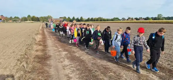 Jesienna wyprawa do Rancza Niegosławice – lekcja przyrody i tradycji dla najmłodszych