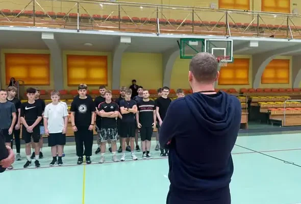 Żagańscy uczniowie sprawdzili się na policyjnym torze sprawności