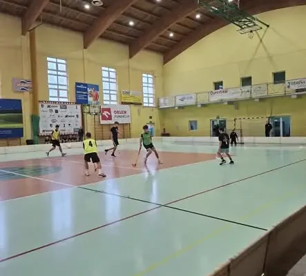 Unihokej klas 7-8: chłopcy z Lubuskiej Olimpiady Młodzieży na podium