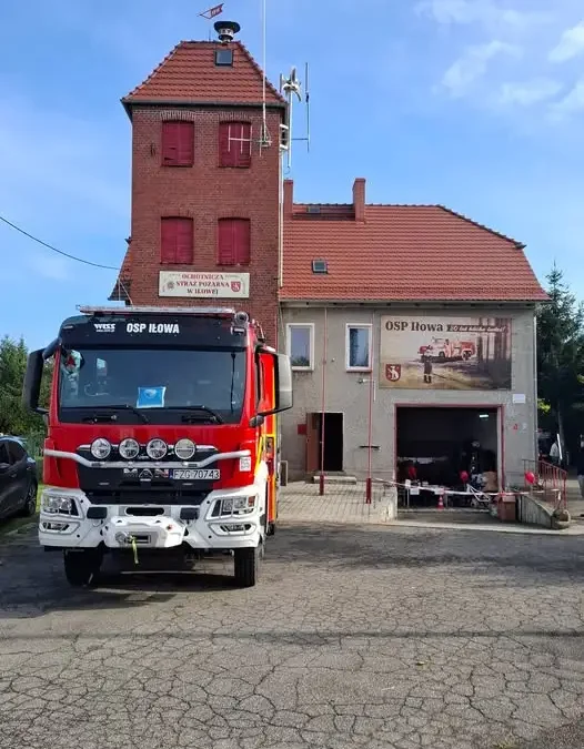 Kościelna Wieś: zderzenie dwóch samochodów osobowych — alarm OSP