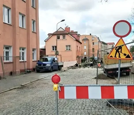 Remont mostu na ul. Krasińskiego w Szprotawie – trwają prace wykończeniowe